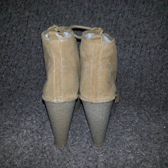 MICHAEL KORS-Chestnut Suede-Lace Up Platform Ankle Boots-Size 6M- NWOB - Picture 5 of 7